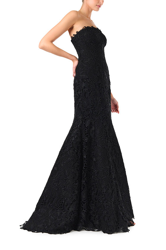 Monique Lhuillier strapless black lace mermaid gown  - right side.