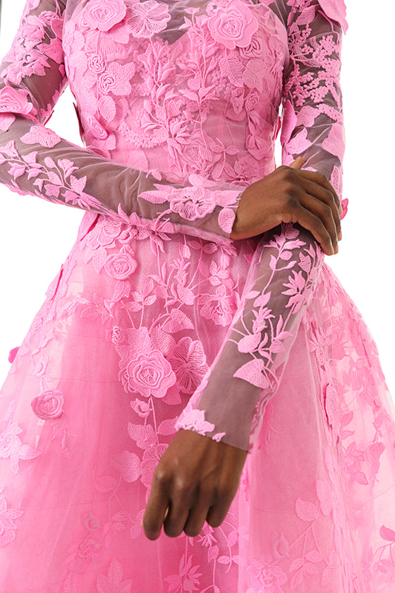 Monique Lhuillier Fall 2024 high neck, long sleeve pink lace jacket with hook and eye closure - sleeves.