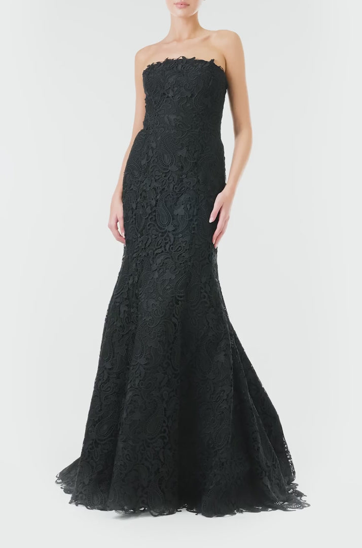 Monique Lhuillier strapless black lace mermaid gown  - video.