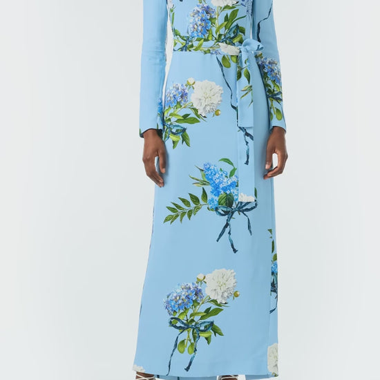 Monique Lhuillier Fall 2024 long sleeve, floral sheath dress with self-tie waist belt - video.