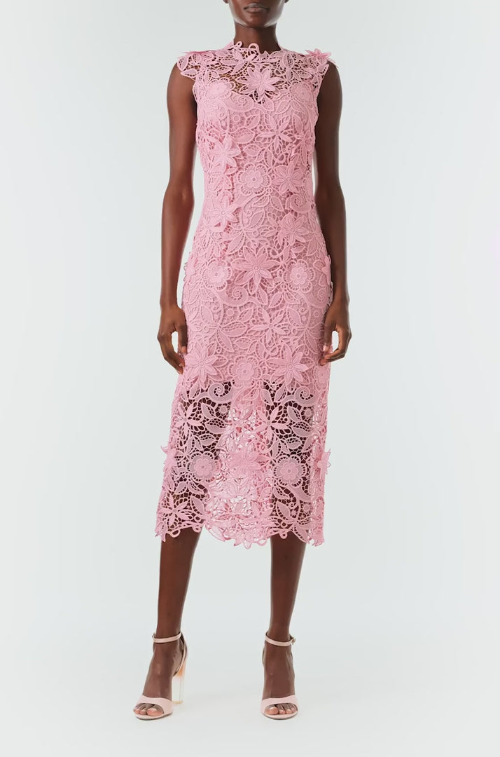 Monique Lhuillier Fall 2024 Sleeveless sheath with jewel neckline in Pink Daisy Guipure Lace - video.