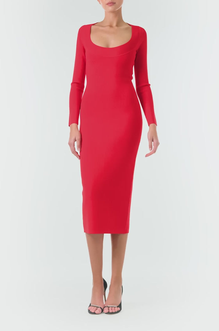 Monique Lhuillier Fall 2024 scarlet red knit midi dress with scoop neck and long sleeves - video.