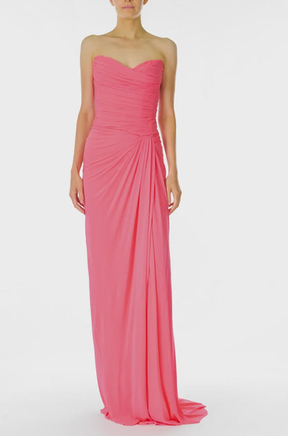 Monique Lhuillier Spring 2025 Strapless gown with draped, sweetheart neckline and front skirt slit in Crepe Jersey fabric - video.